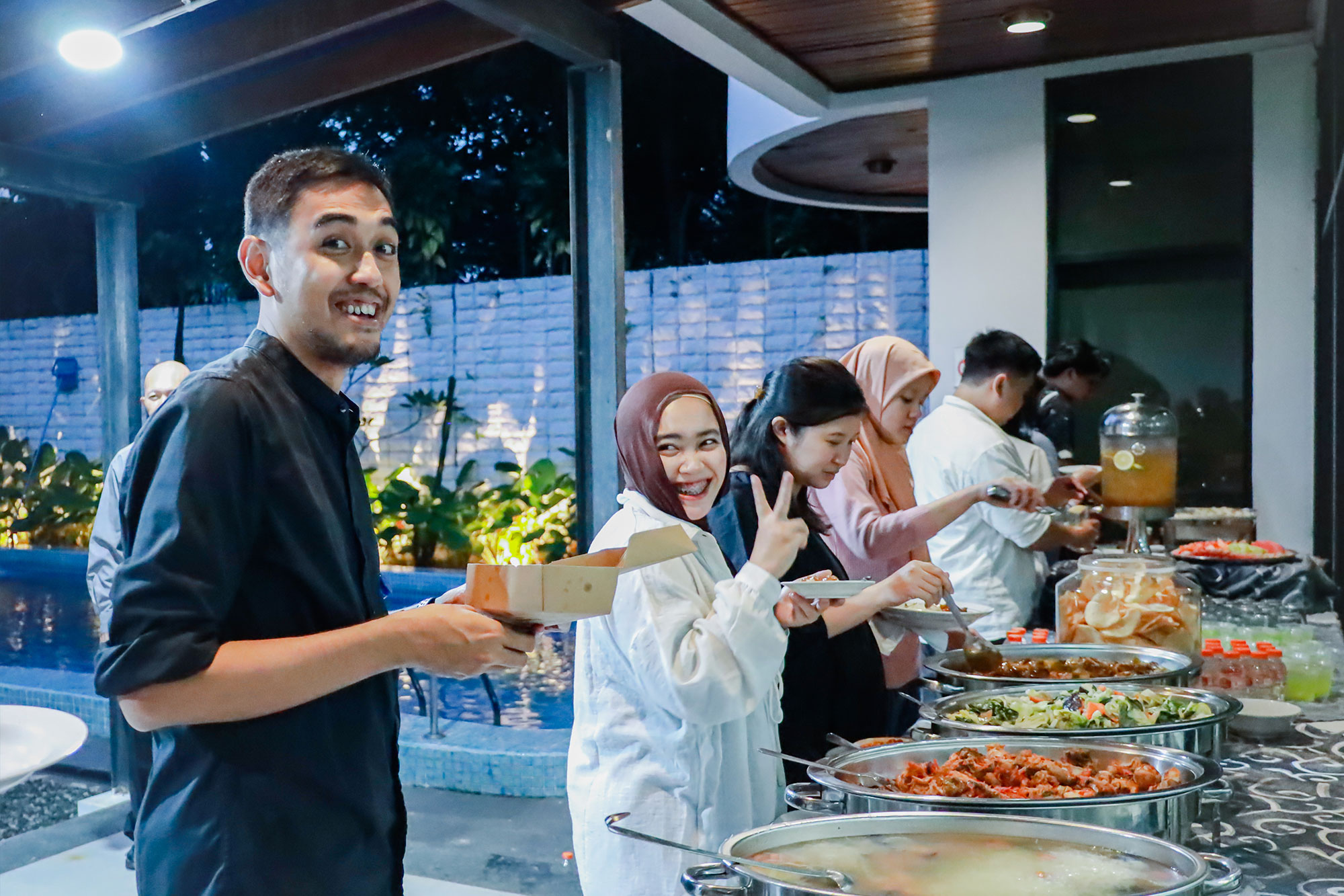 Arkadia-Works-Iftar-Gathering-Sharing-Kindness_04