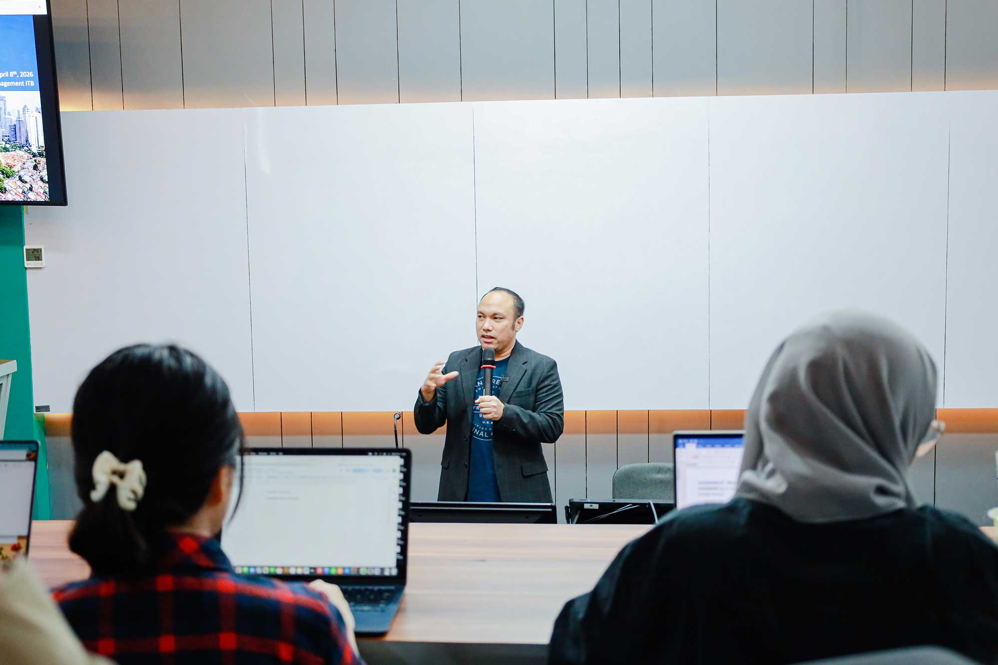 Arkadia-Works-Wiza-Hidayat-SBM-ITB-_03