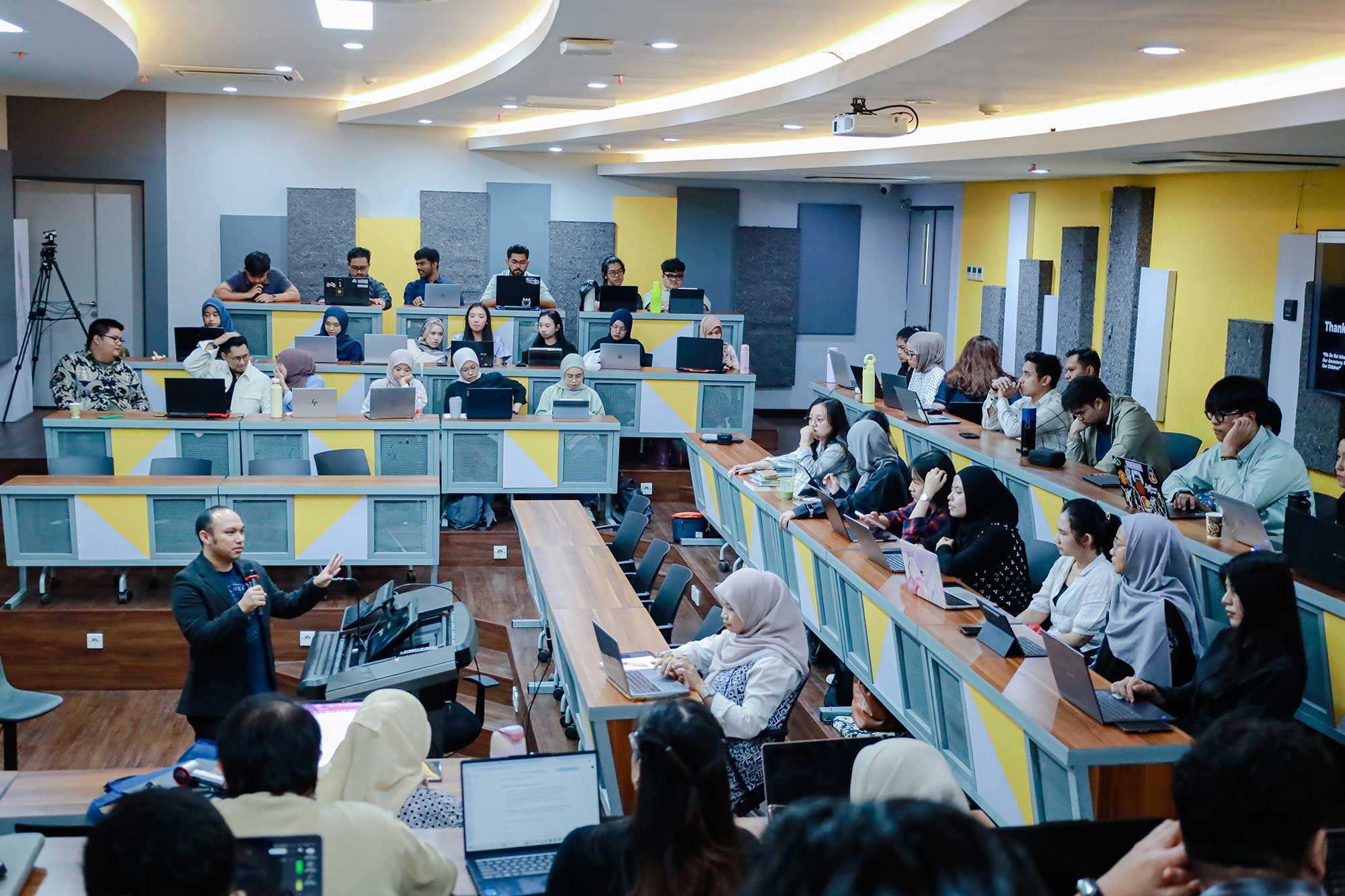 Arkadia-Works-Wiza-Hidayat-SBM-ITB-_04